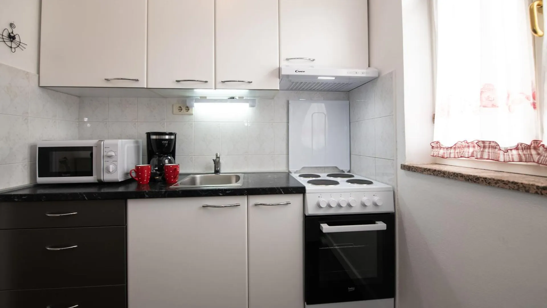 Apartment Ika Blue Studio